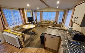 Atlas Holiday House 57R
